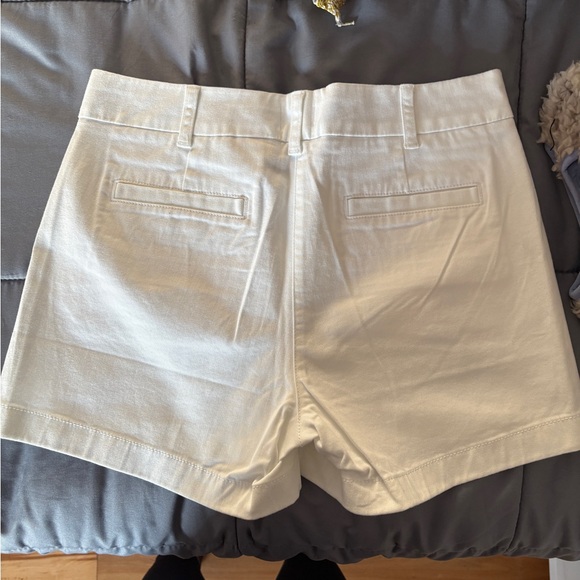 NEW J. CREW Women's Cream Shorts - Picture 3 of 7